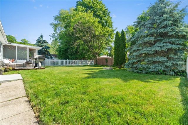 2460 Clairmont Drive, Owosso Twp, MI 48867