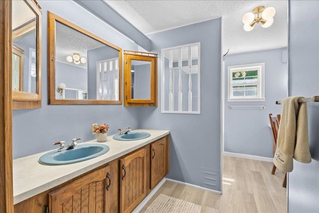 2460 Clairmont Drive, Owosso Twp, MI 48867