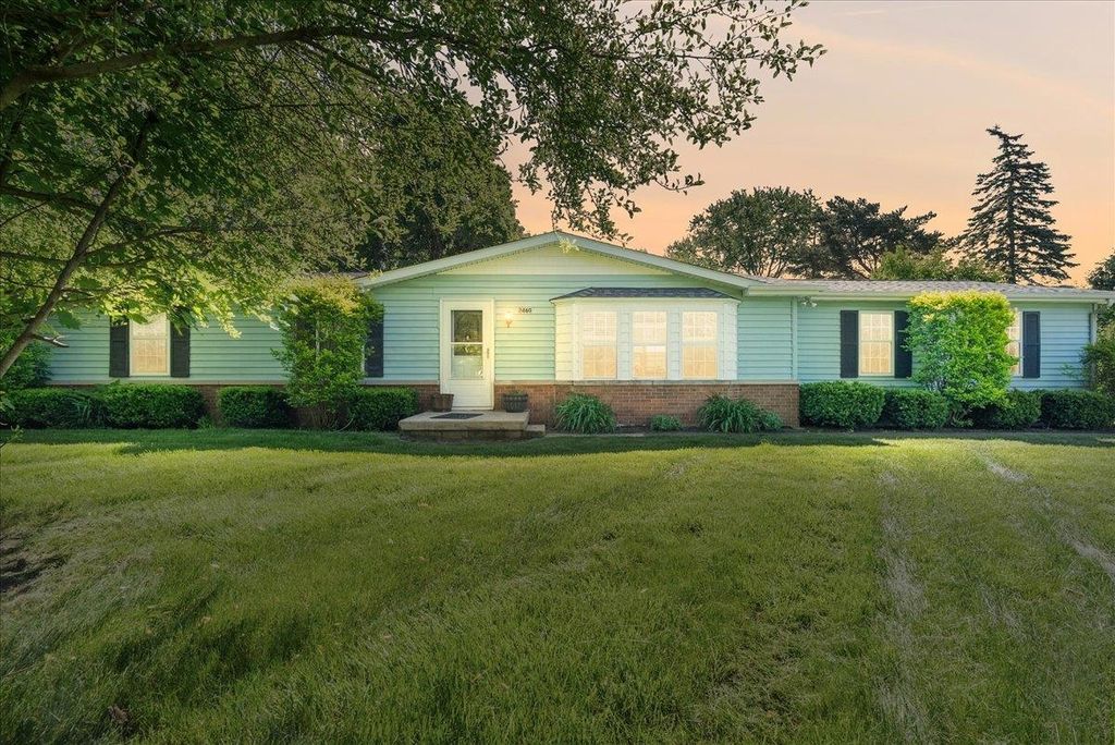 2460 Clairmont Drive, Owosso Twp, MI 48867