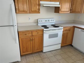 30 Woodside Avenue 30, West Harrison, NY 10604