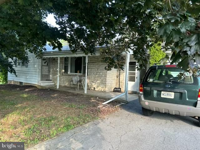 82 CARLISLE ROAD, Newville, PA 17241