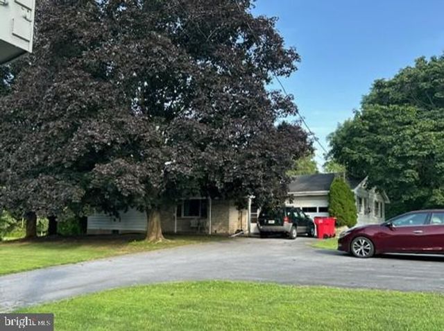 82 CARLISLE ROAD, Newville, PA 17241