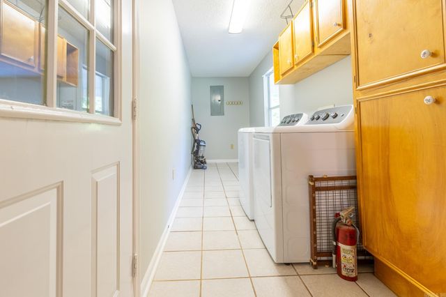 14 Hilltop Lane, Vilonia, AR 72173