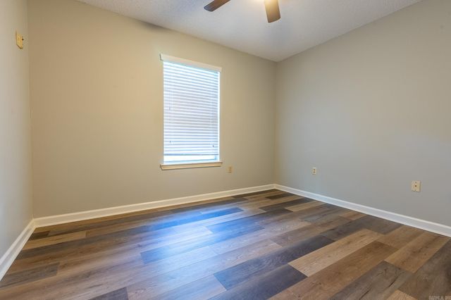 14 Hilltop Lane, Vilonia, AR 72173