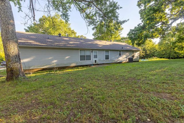 14 Hilltop Lane, Vilonia, AR 72173