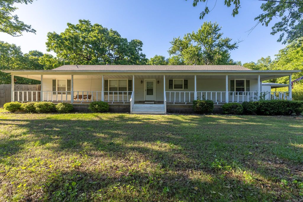 14 Hilltop Lane, Vilonia, AR 72173