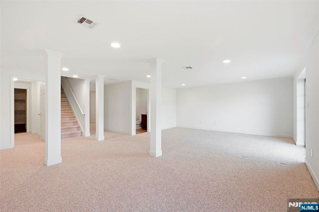 98 Tarrington Road, Hamburg, NJ 07419