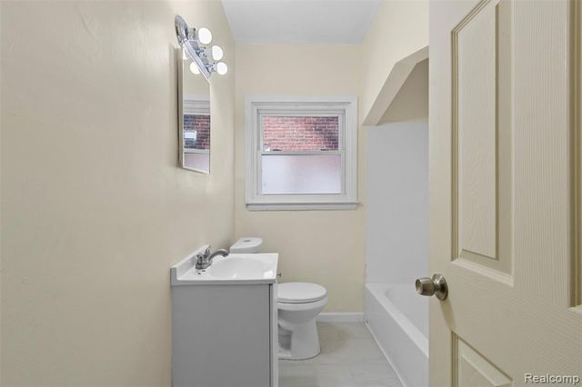 13575 Rutherford Street, Detroit, MI 48227