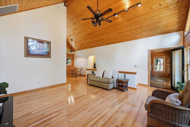 18274 Royal Plum Way, Nevada City, CA 95959