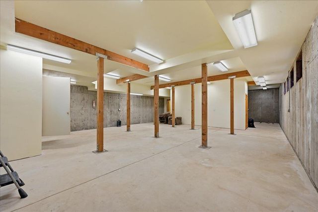 18274 Royal Plum Way, Nevada City, CA 95959