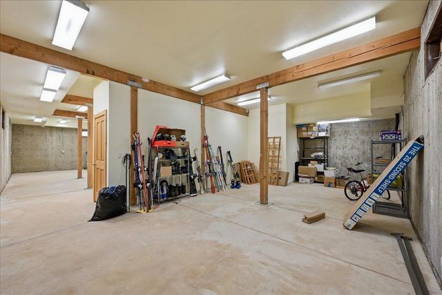 18274 Royal Plum Way, Nevada City, CA 95959