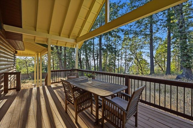 18274 Royal Plum Way, Nevada City, CA 95959