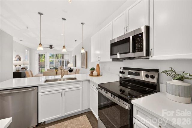 1101 W 1st Street, Charlotte, NC 28202