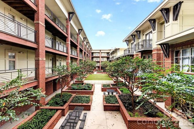1101 W 1st Street, Charlotte, NC 28202