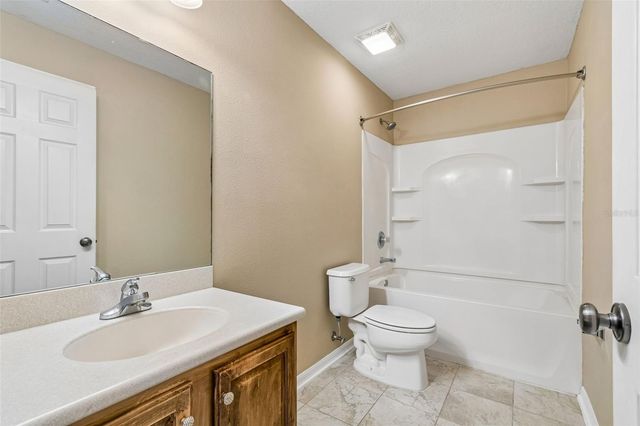 10818 GREAT CARLISLE COURT, Riverview, FL 33578