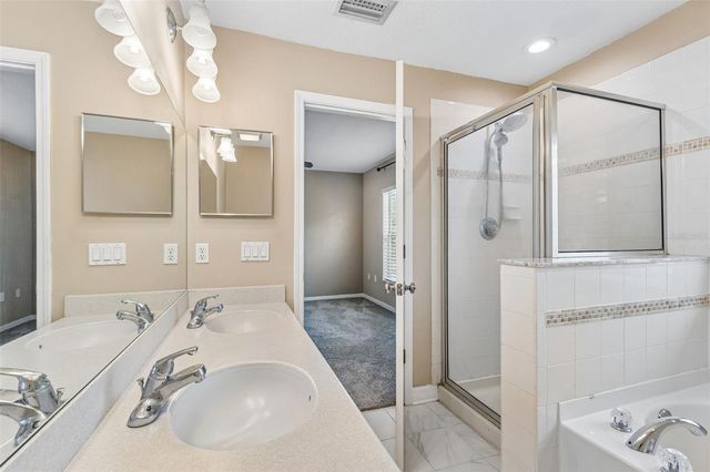 10818 GREAT CARLISLE COURT, Riverview, FL 33578