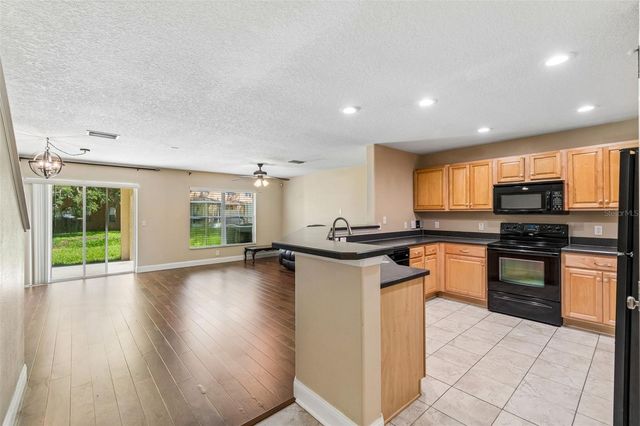 10818 GREAT CARLISLE COURT, Riverview, FL 33578