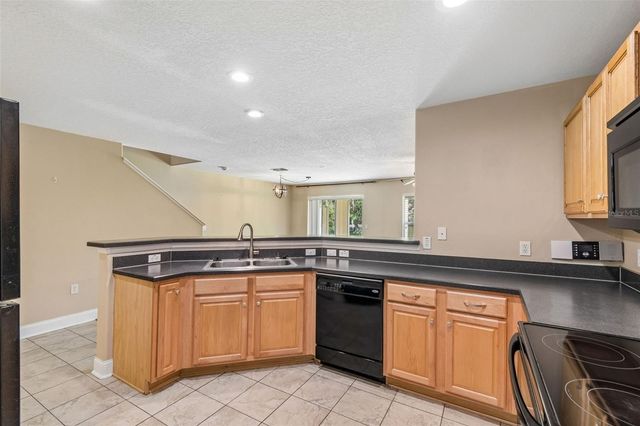 10818 GREAT CARLISLE COURT, Riverview, FL 33578