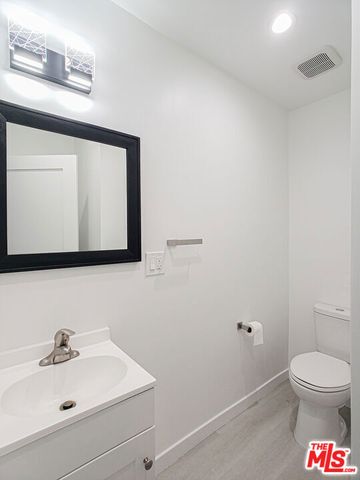 3021 Wellington Road, Los Angeles, CA 90016