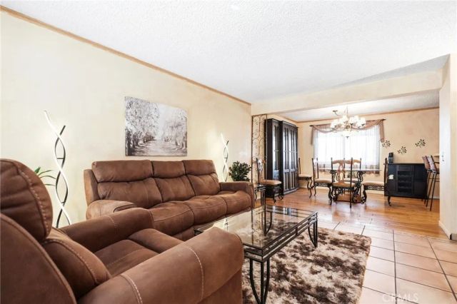 18333 Hatteras Street 56, Tarzana, CA 91356