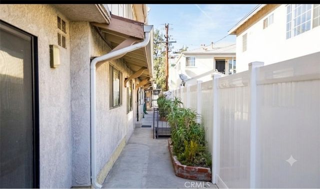 1013 Allen Avenue 6, Glendale, CA 91201