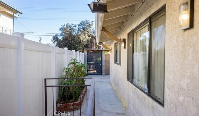 1013 Allen Avenue 6, Glendale, CA 91201