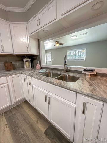 10111 HIGHWAY 231 Highway, Wetumpka, AL 36092