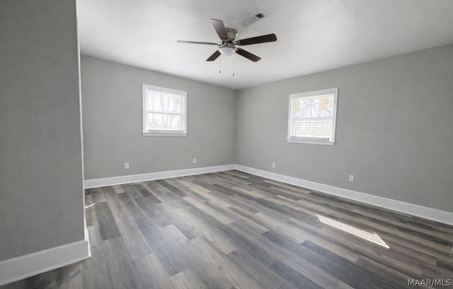 10111 HIGHWAY 231 Highway, Wetumpka, AL 36092