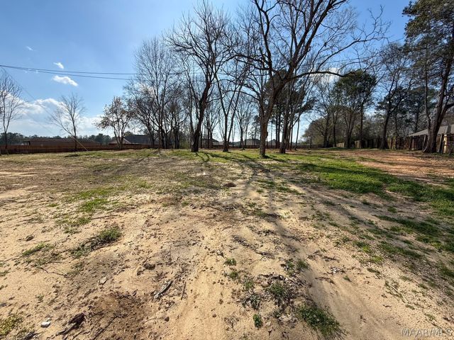 10111 HIGHWAY 231 Highway, Wetumpka, AL 36092