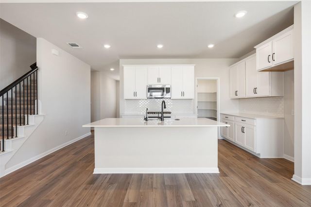 9824 Serene Bliss LN, Buda, TX 78610