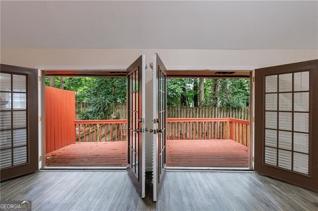 1248 Falling Water Drive SE, Smyrna, GA 30080