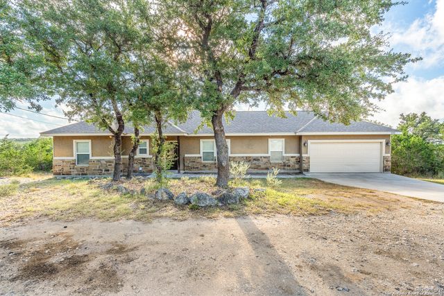 1131 ROCKY RIDGE LOOP, Canyon Lake, TX 78133