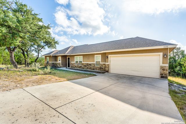 1131 ROCKY RIDGE LOOP, Canyon Lake, TX 78133