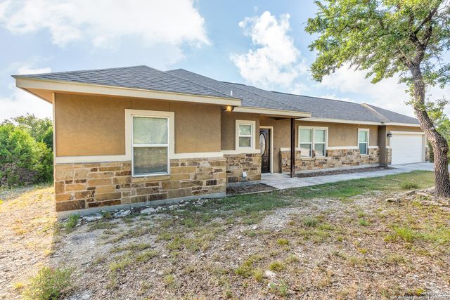 1131 ROCKY RIDGE LOOP, Canyon Lake, TX 78133