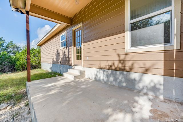 1131 ROCKY RIDGE LOOP, Canyon Lake, TX 78133