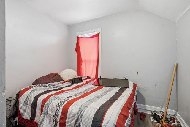 1941 DIXWELL Street, Davenport, IA 52802