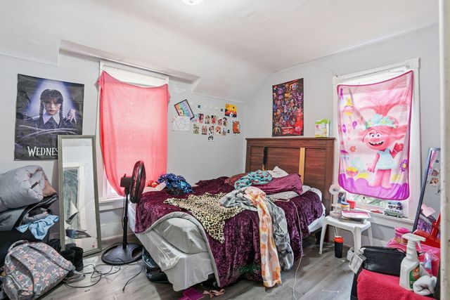 1941 DIXWELL Street, Davenport, IA 52802