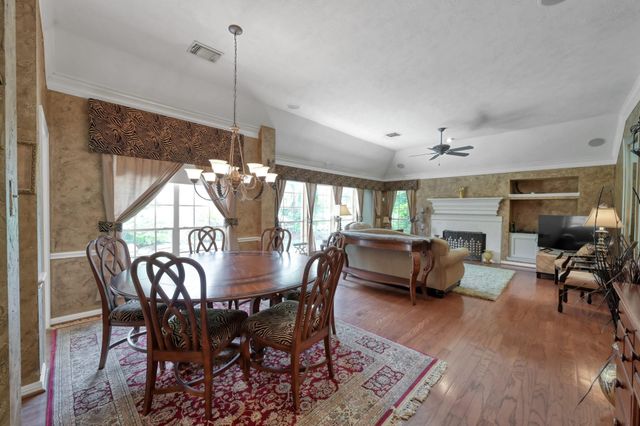 59 Eagle Mead Place, The Woodlands, TX 77382