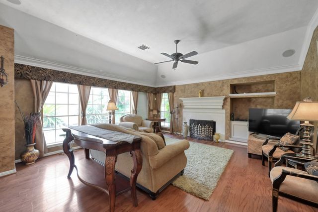 59 Eagle Mead Place, The Woodlands, TX 77382