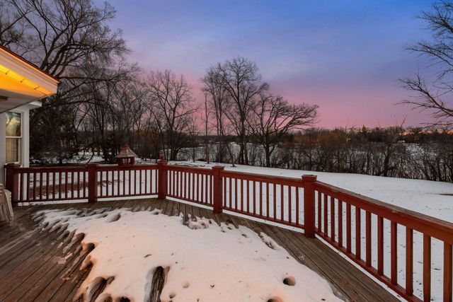 16865 Terrey Pine Drive, Eden Prairie, MN 55347