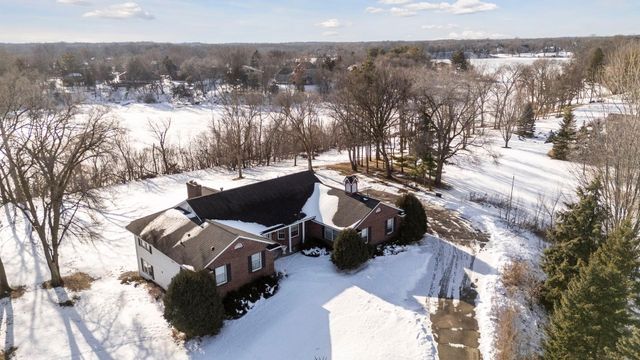 16865 Terrey Pine Drive, Eden Prairie, MN 55347