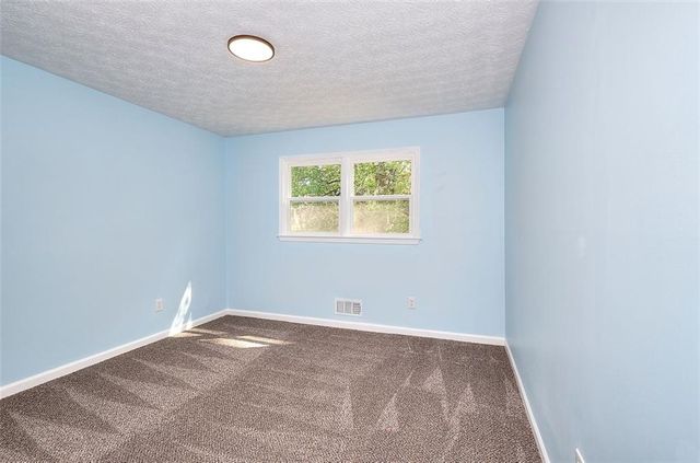 2538 Three Bars Dr, Grayson, GA 30017