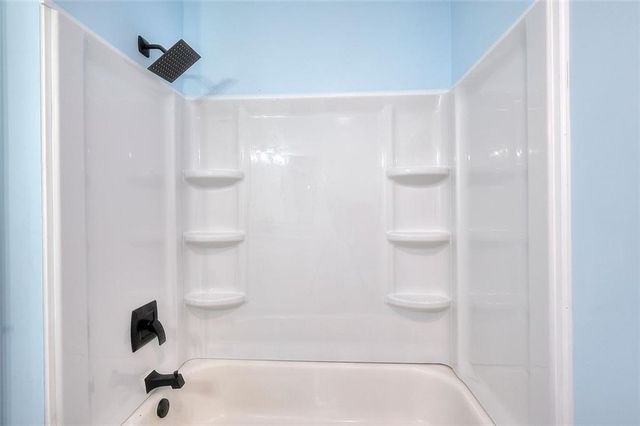 2538 Three Bars Dr, Grayson, GA 30017