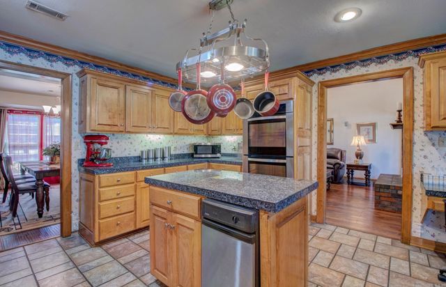101 Magnolia Circle, Lonoke, AR 72086