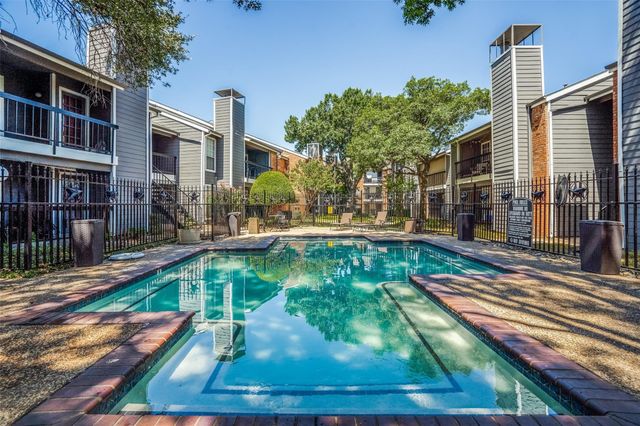 18333 Roehampton Drive 821, Dallas, TX 75252