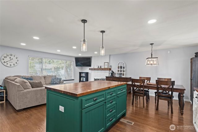 857 136th Street E, Tacoma, WA 98445
