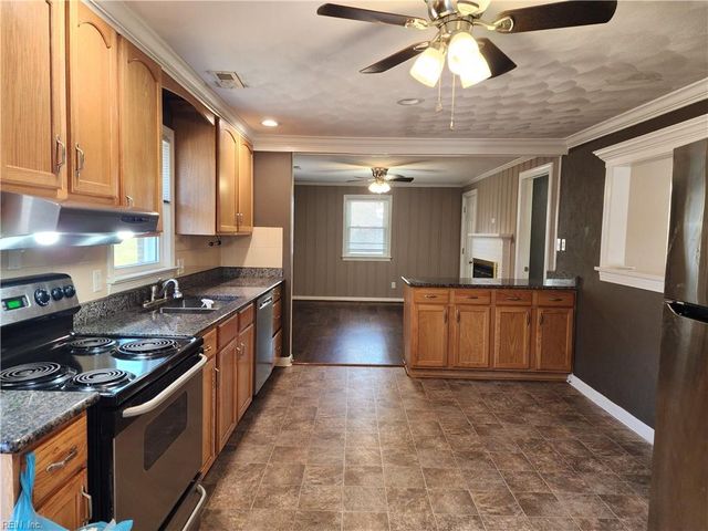 436 Centerville TPKE, Chesapeake, VA 23322