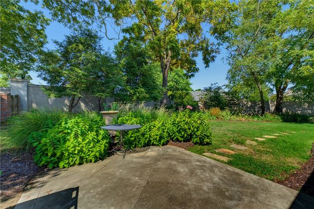 4005 Thornbury Drive, Springdale, AR 72764