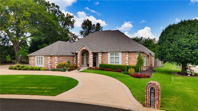 4005 Thornbury Drive, Springdale, AR 72764