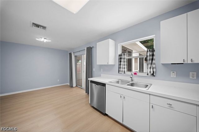 15624 sunny crest LN, Fort Myers, FL 33905